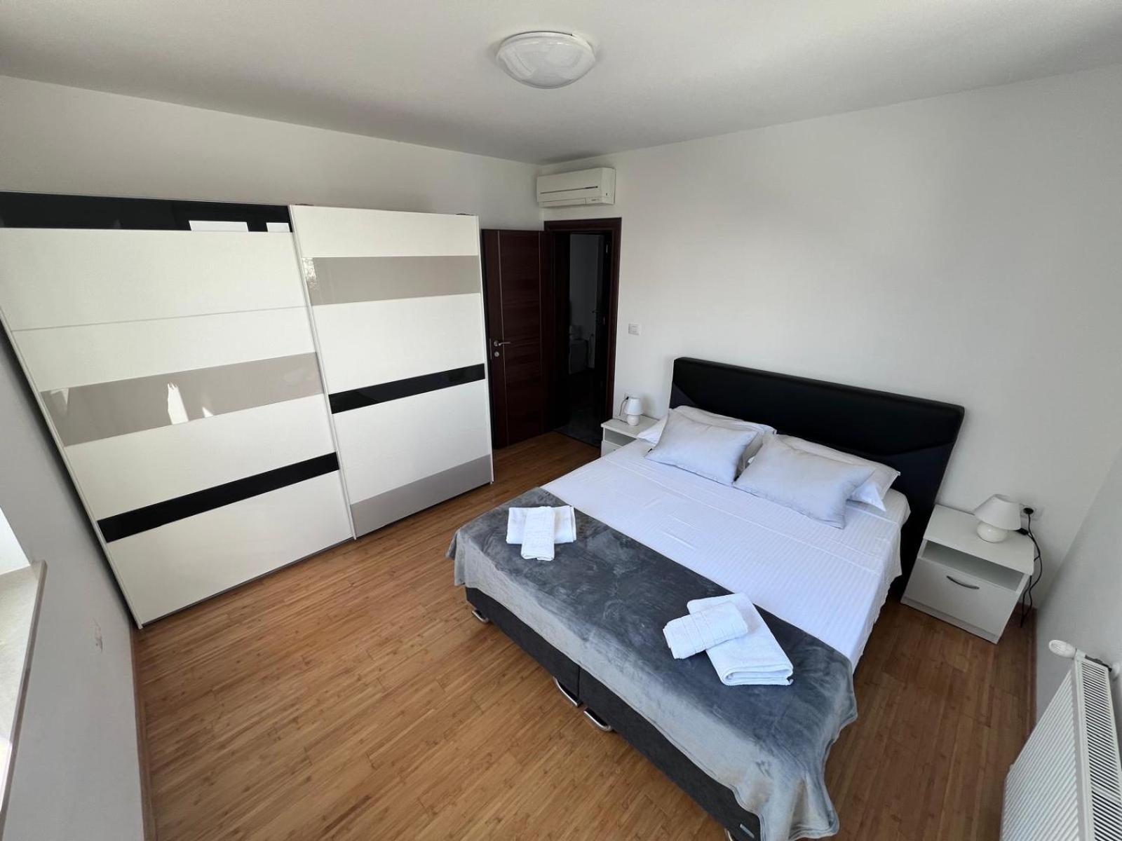 Seascape Deluxe Residence Pjescana Uvala Eksteriør bilde