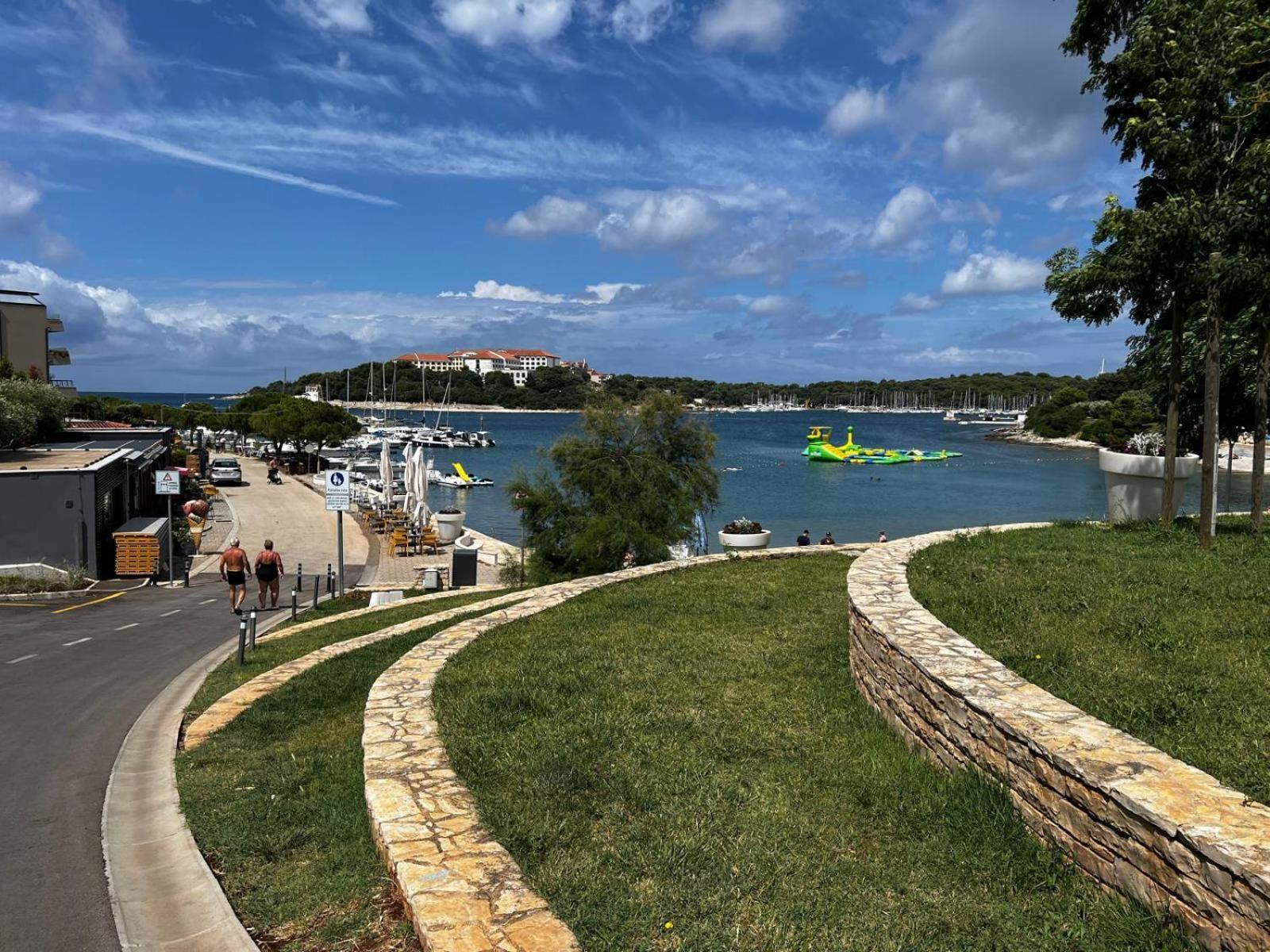 Seascape Deluxe Residence Pjescana Uvala Eksteriør bilde